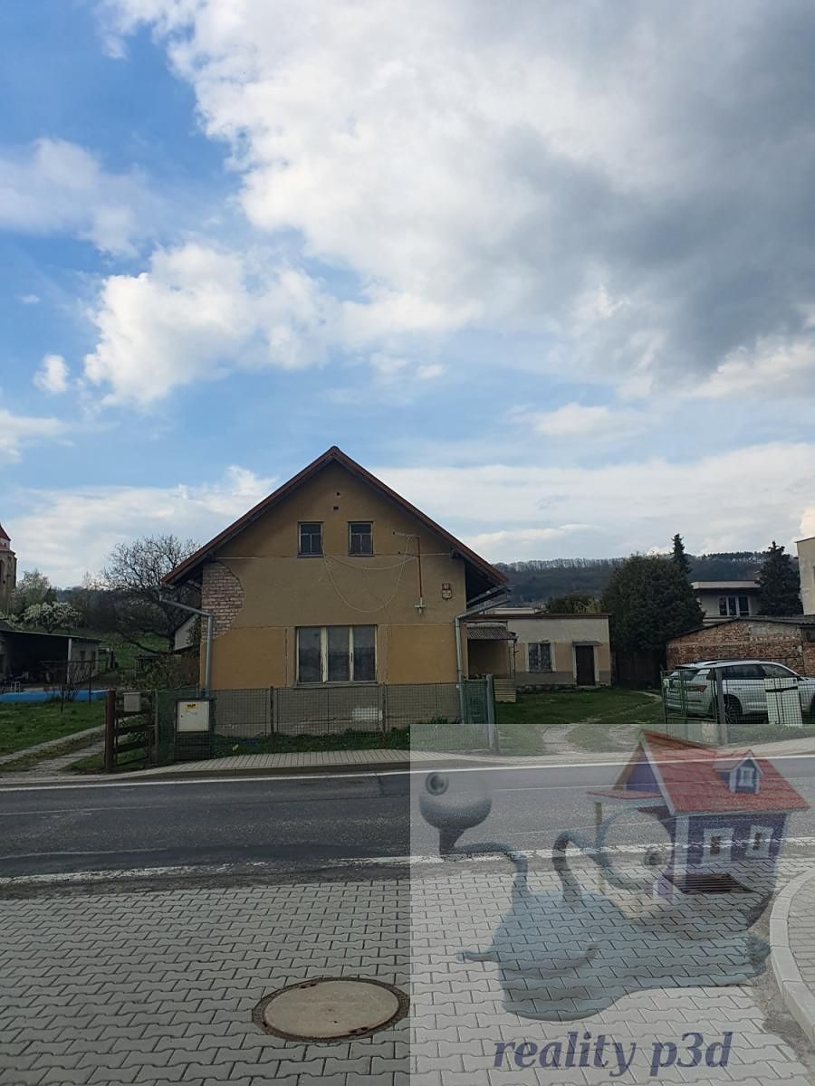 Prodej rodinného domu 290 m², pozemek 1759 m² – fotografie 3