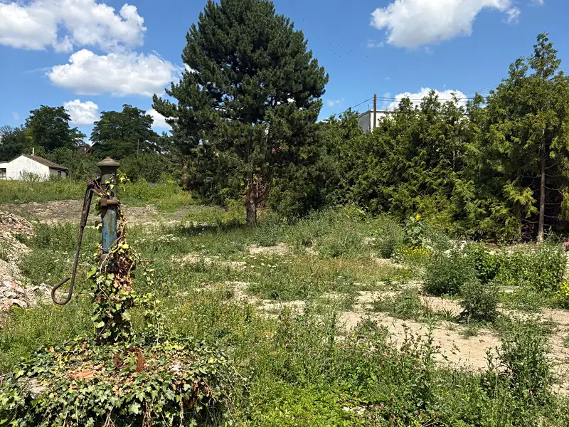Prodej stavebního pozemku 2158 m², Mcely – náhled fotky 3