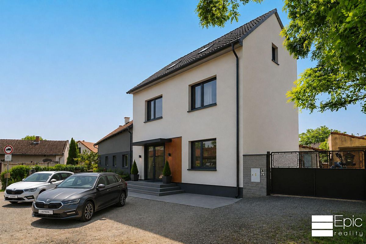 Prodej rodinného domu 438 m², pozemek 724 m² – fotografie 3
