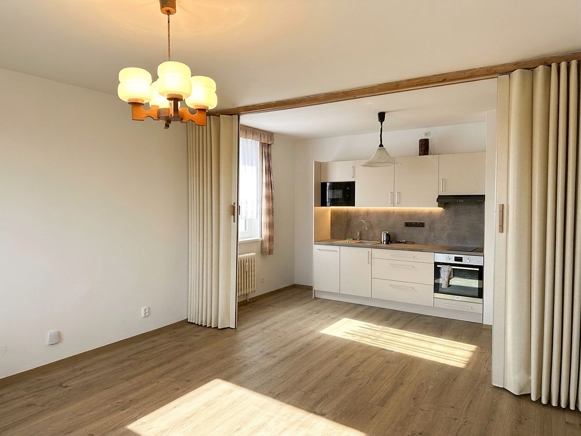 Pronájem bytu 2+kk 57 m²