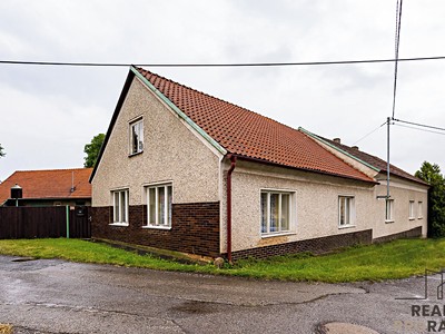 Prodej  rodinného domu 190 m², pozemek 5 882 m²