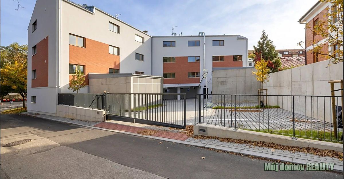 Pronájem bytu 2+kk 55 m²