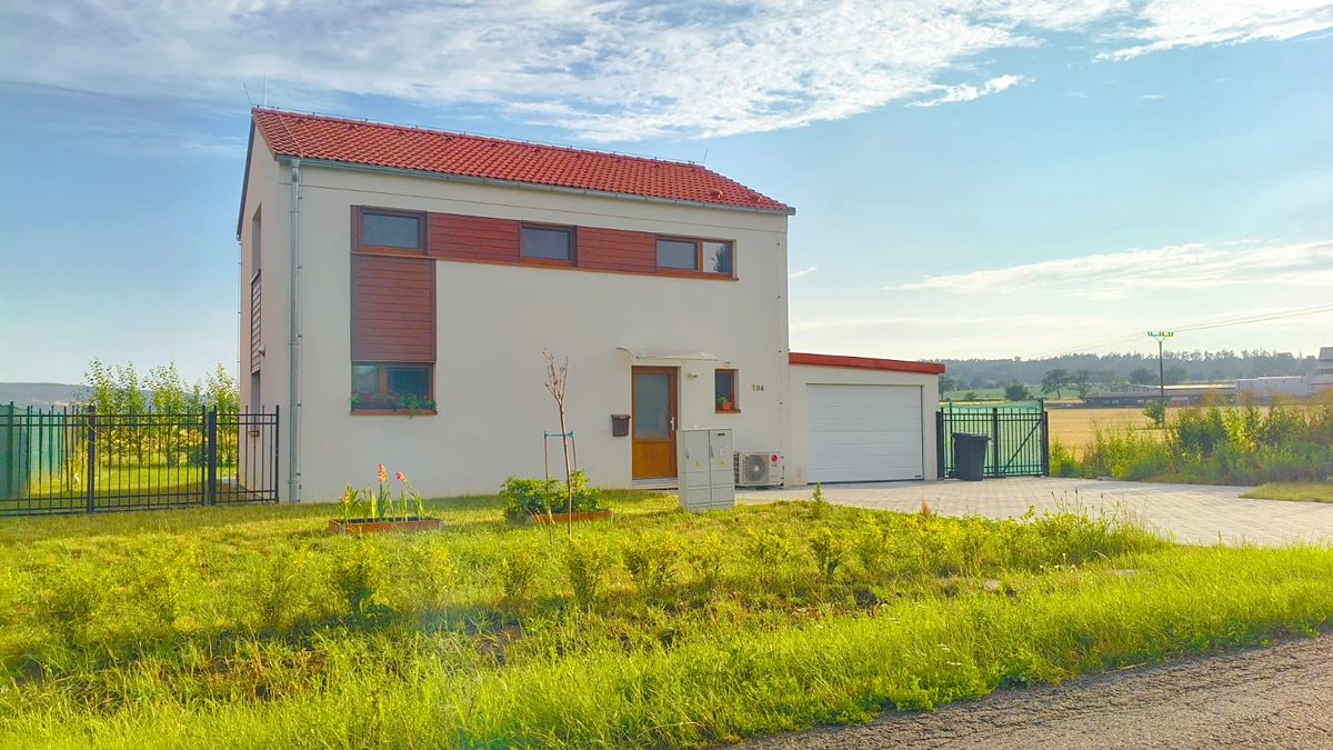 Prodej rodinného domu 98 m², pozemek 1058 m²