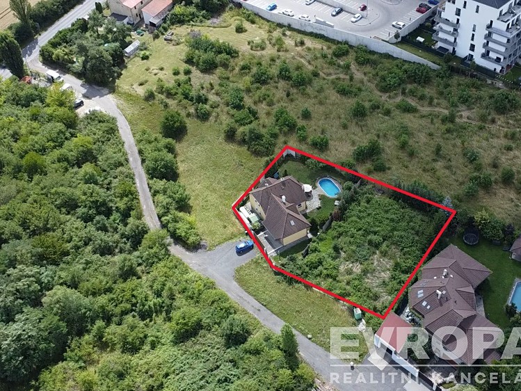 Prodej domu, 231 m² (3 z 13)