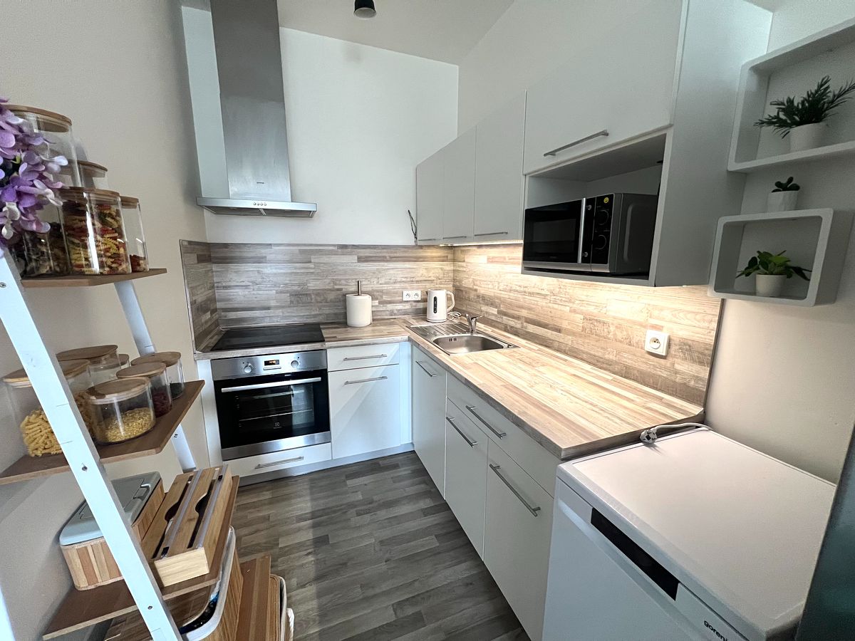 Pronájem bytu 2+kk 54 m²