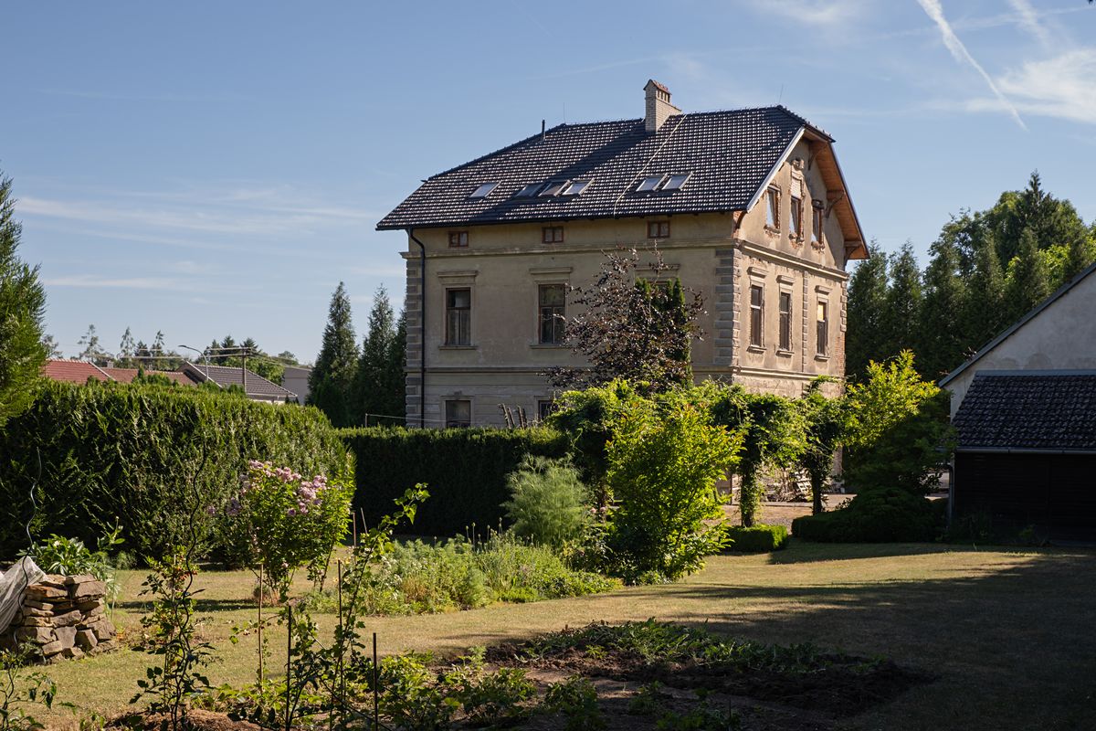 Prodej vily 300 m², pozemek 4536 m² – fotografie 3