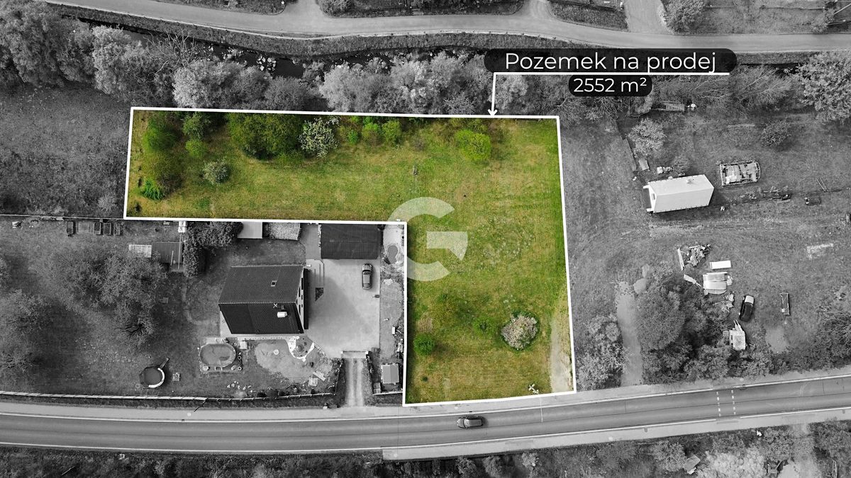 Prodej stavebního pozemku 2552 m²