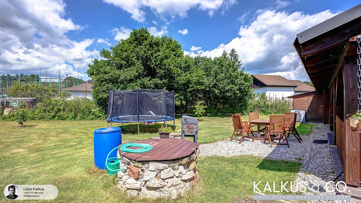 Prodej rodinného domu 196 m², pozemek 1850 m² – fotografie 3
