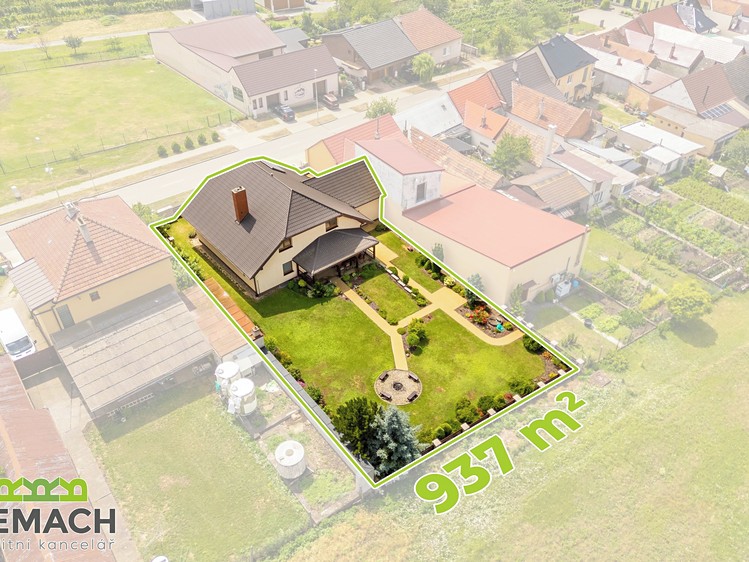 Haus zum Kauf, 335 m² (2 von 23)