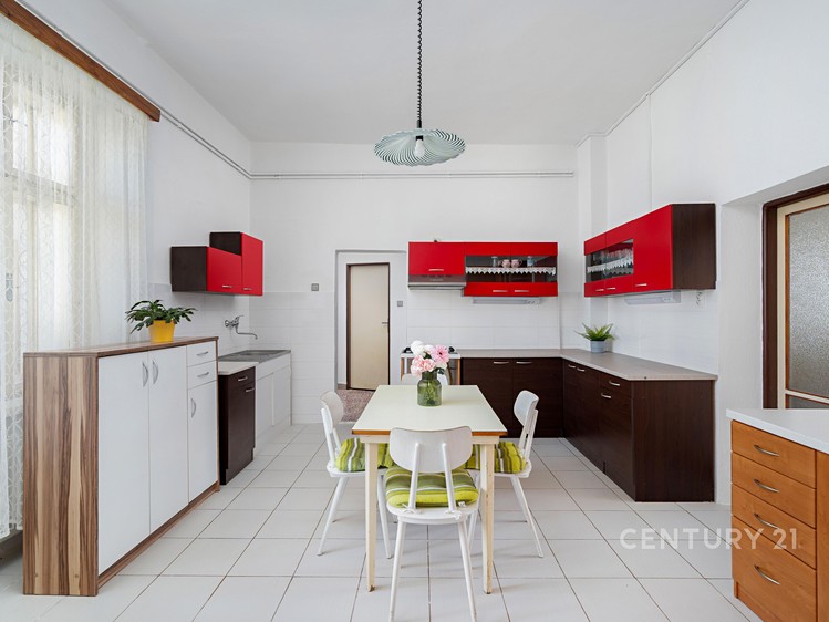 Будинок на продаж, 150 м² (2 з 26)