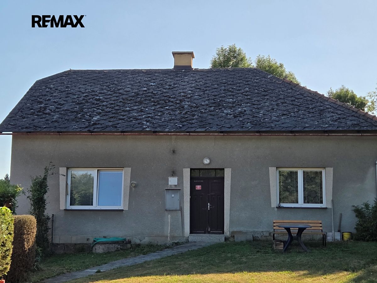 Prodej rodinného domu 120 m², pozemek 1252 m² – fotografie 2