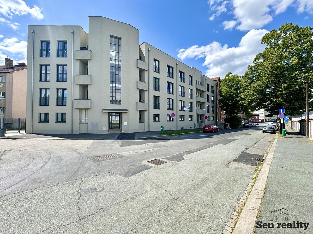 Pronájem bytu 2+kk 37 m²