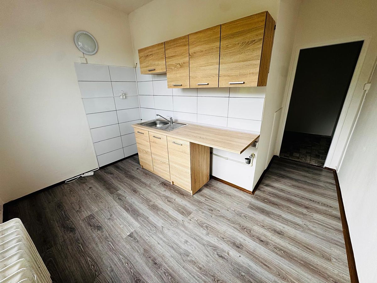 Pronájem bytu 2+1 56 m²