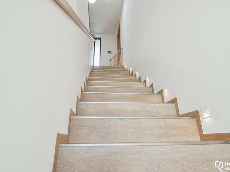 Haus zum Kauf, 200 m² (28 von 30)