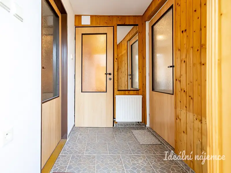 Pronájem rodinného domu 41 m², pozemek 100 m², Brandýs nad Labem-Stará Boleslav – náhled fotky 2