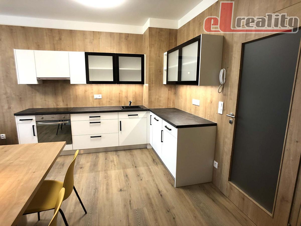 Pronájem bytu 2+kk 59 m²