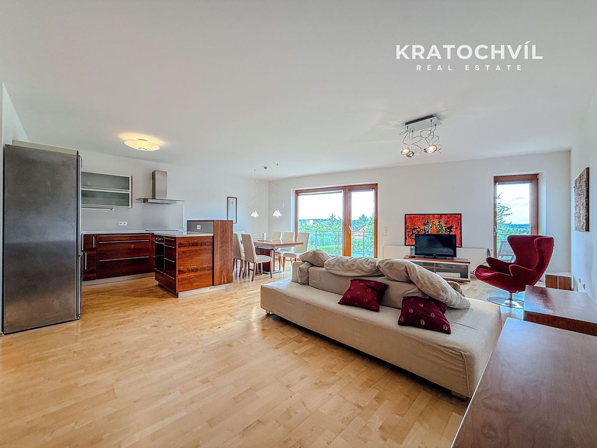 Pronájem bytu 3+kk 119 m² – fotografie 4