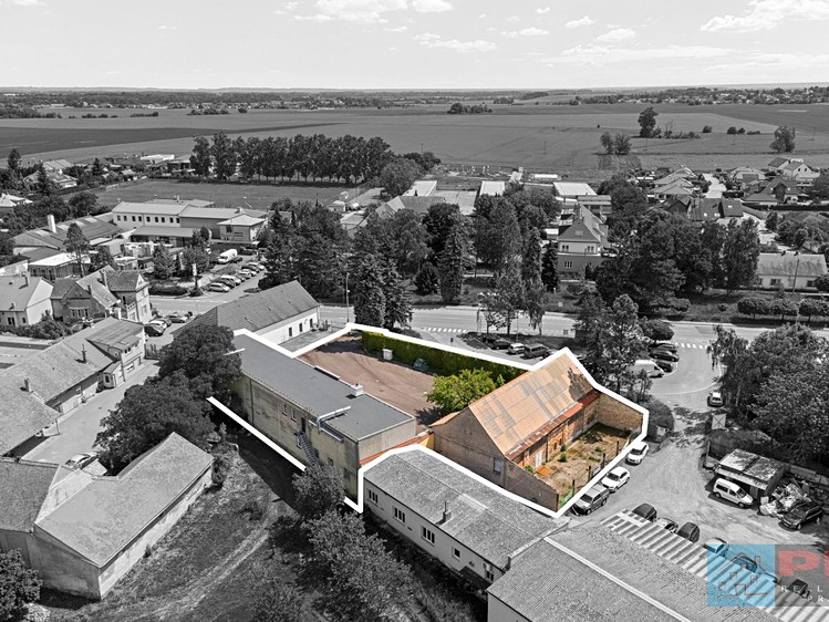 Комерційне приміщення на продаж, 941 м² (24 з 26)