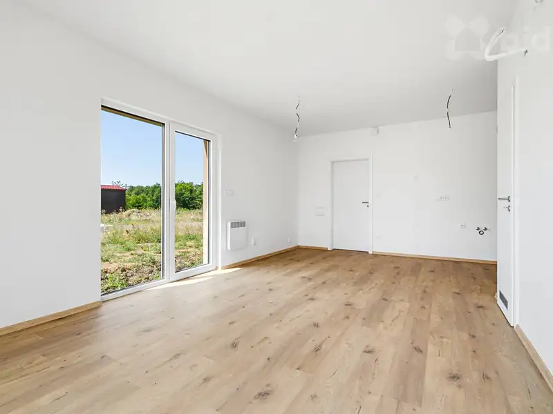 Prodej bytu 3+kk 86 m², Vrskmaň – náhled fotky 3