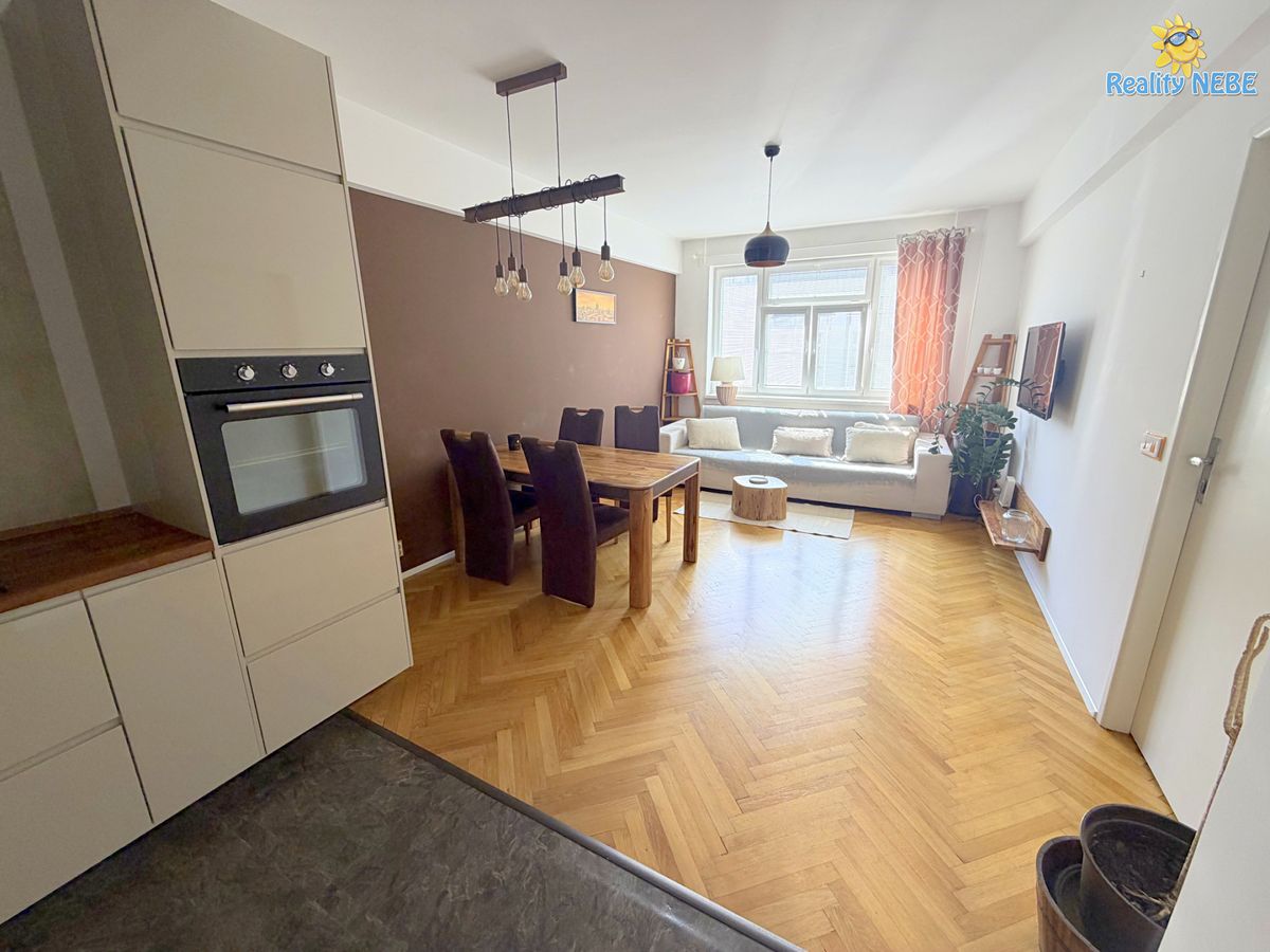 Pronájem bytu 2+kk 61 m²