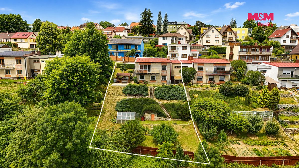 Prodej rodinného domu 156 m², pozemek 830 m² – fotografie 3