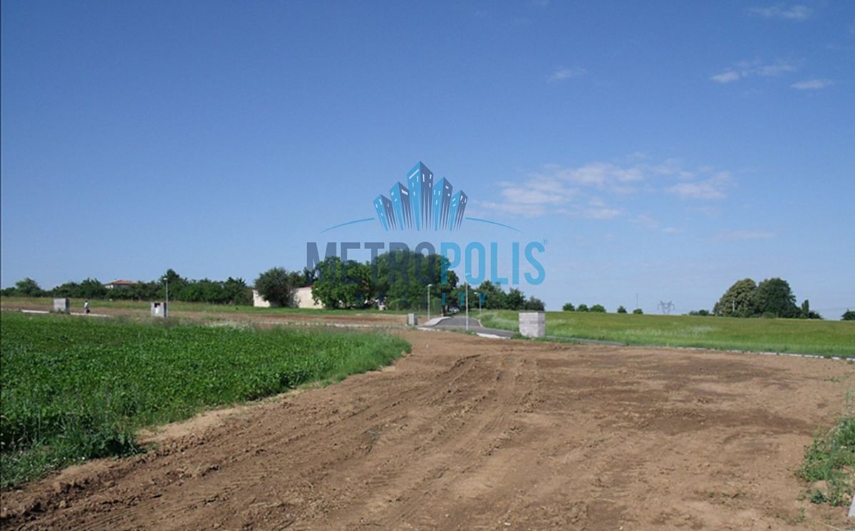 Prodej stavebního pozemku 1200 m², Škvorec – fotka 1 z 3