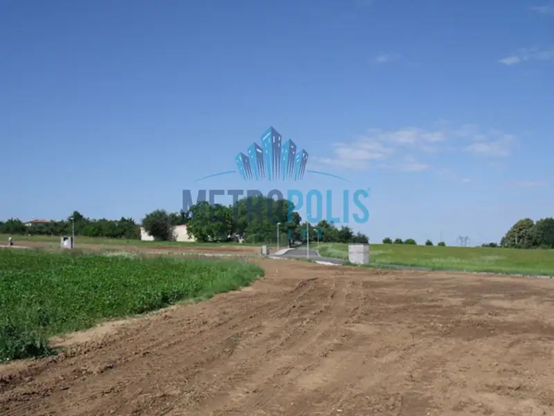 Prodej stavebního pozemku 1200 m², Škvorec – náhled fotky 1