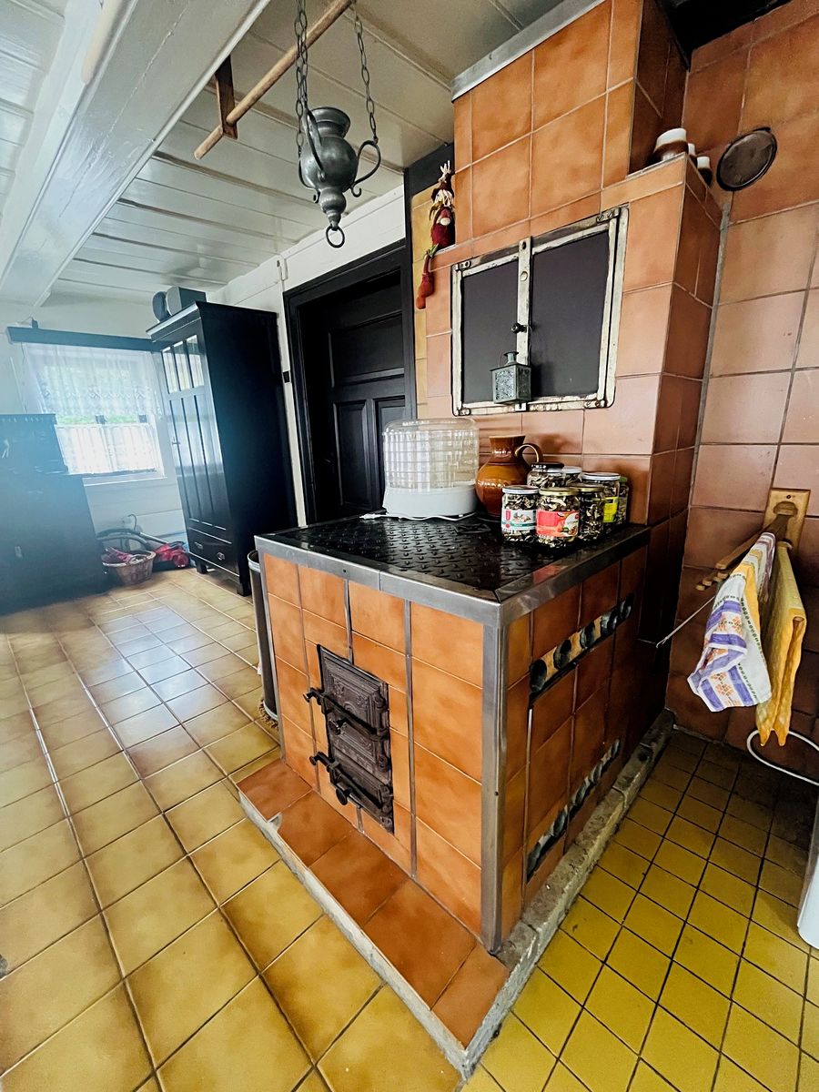 Prodej rodinného domu 140 m², pozemek 2647 m² – fotografie 2