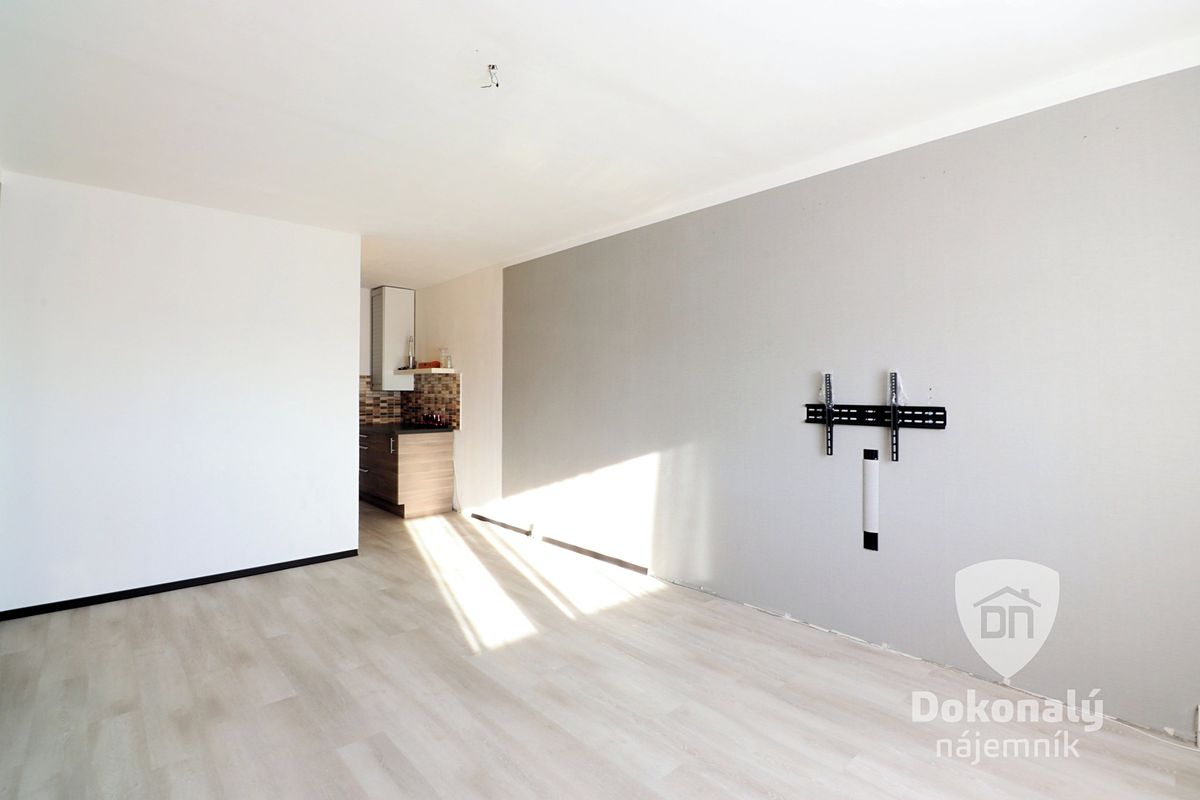Pronájem bytu 2+kk 43 m² – fotografie 5