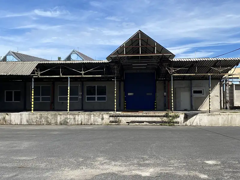 Pronájem skladového prostoru 2000 m², Žatec – náhled fotky 2