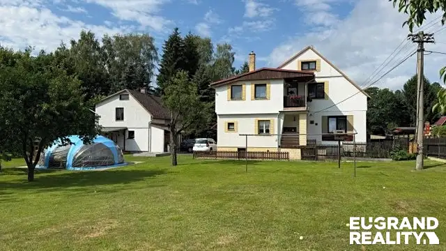 Prodej rodinného domu 320 m², pozemek 2286 m², Staré Křečany – náhled fotky 1