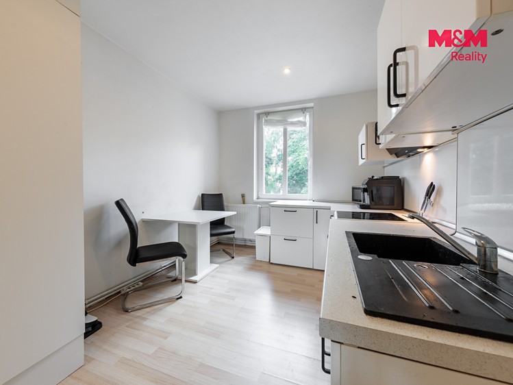 Комерційне приміщення на продаж, 384 м² (11 з 22)