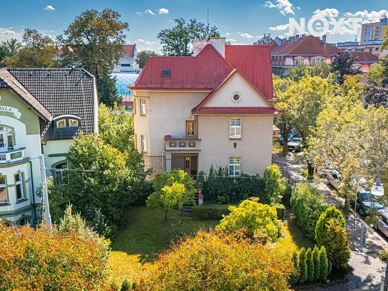 Prodej vily 350 m², pozemek 1115 m², Pardubice – náhled fotky 2
