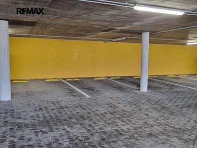 Prodej garážového stání 13 m²