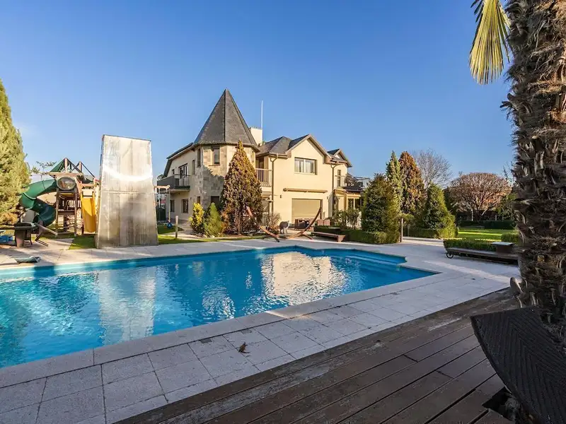 Prodej rodinného domu 700 m², pozemek 1893 m², Roztoky – náhled fotky 1