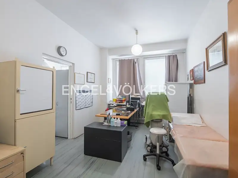 Pronájem ordinace 36 m², Praha – náhled fotky 1