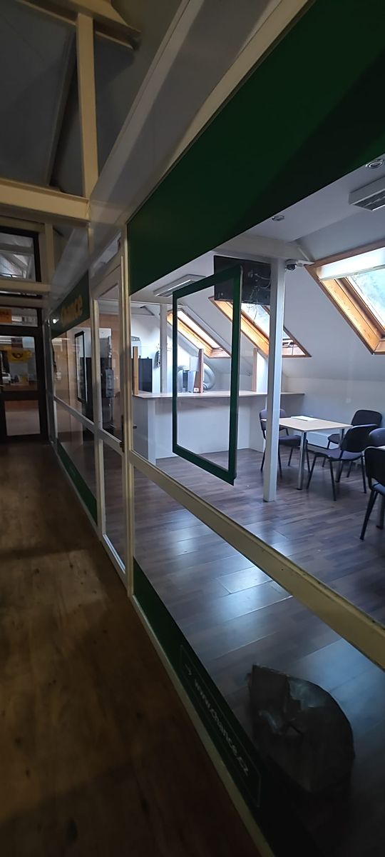 Pronájem obchodního prostoru 31 m² – fotografie 5