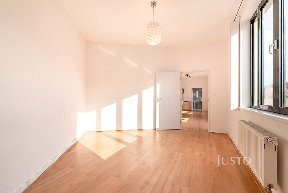 Pronájem bytu 2+kk 54 m² – fotografie 4