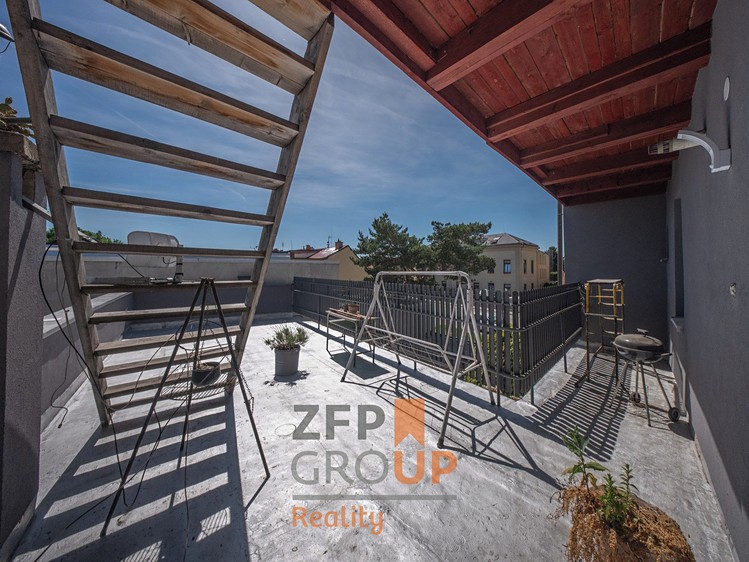 Prodej komerčního prostoru, 417 m² (25 z 44)