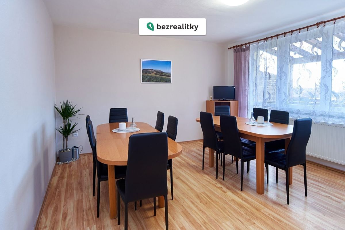 Prodej rodinného domu 271 m², pozemek 471 m² – fotografie 3