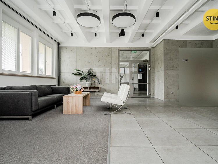 Комерційне приміщення в оренду, 1 152 м² (18 з 21)
