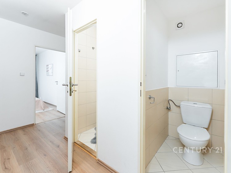 Prodej bytu 2+kk, 42 m² (7 z 22)