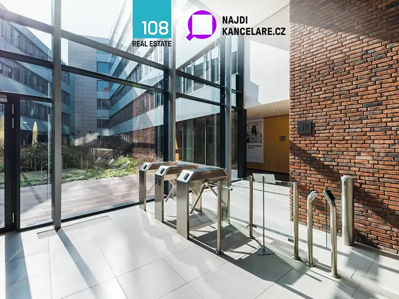 Pronájem kanceláře 650 m², Praha – náhled fotky 3