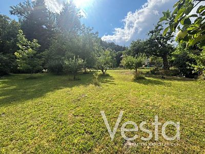 Prodej stavebního pozemku 909 m²