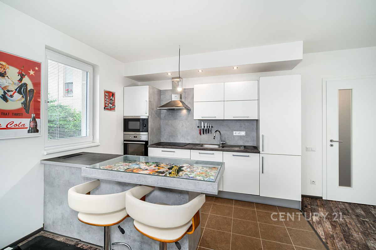 Prodej bytu 2+kk 66 m² – fotografie 2
