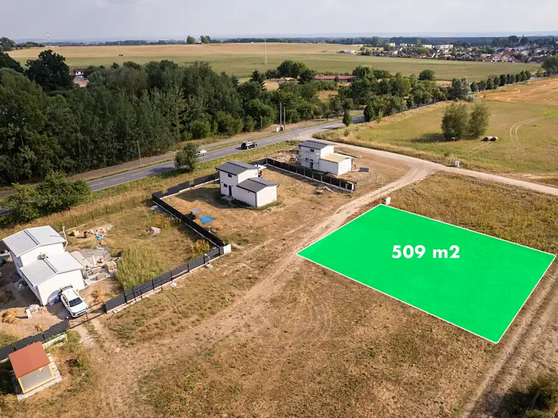 Prodej stavebního pozemku 509 m², Sezemice – náhled fotky 2
