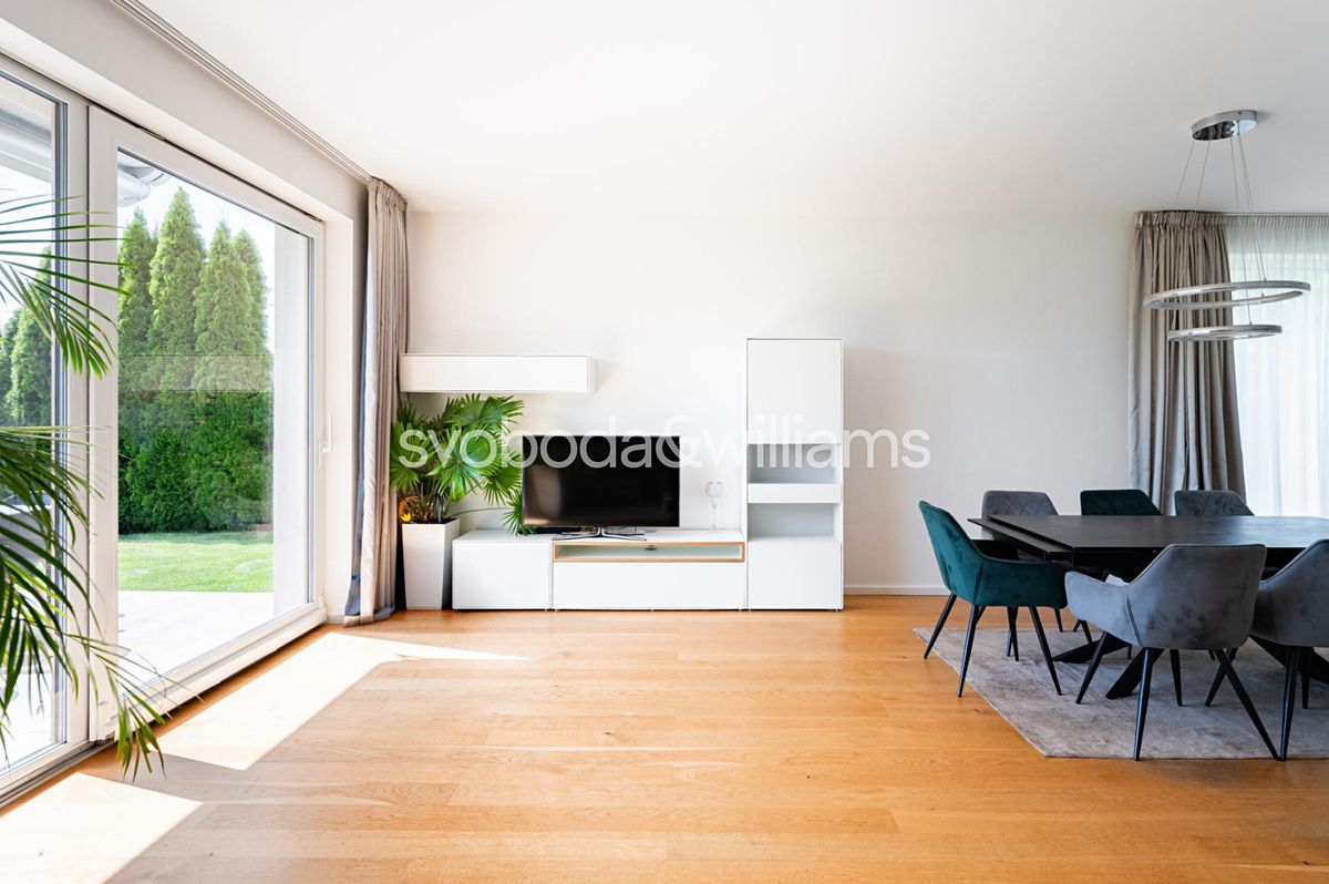Prodej rodinného domu 165 m², pozemek 893 m² – fotografie 4