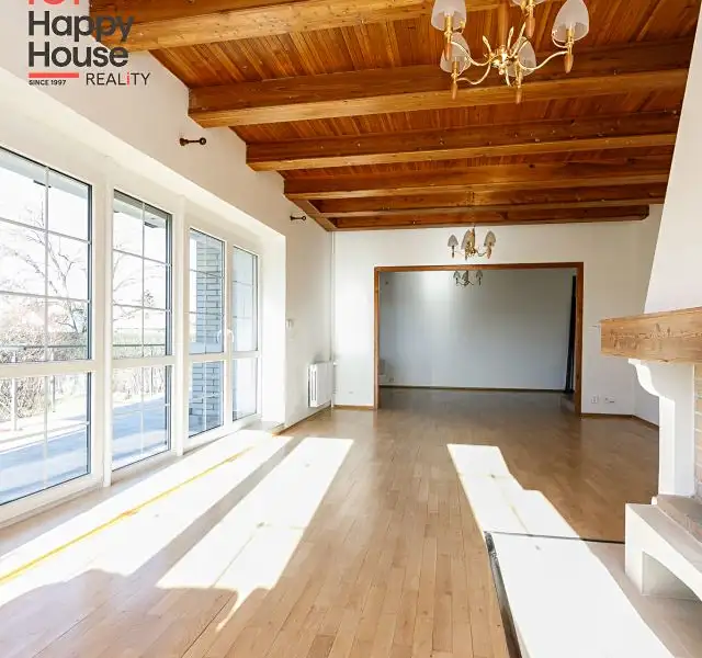 Pronájem rodinného domu 350 m², pozemek 700 m², Průhonice – náhled fotky 2