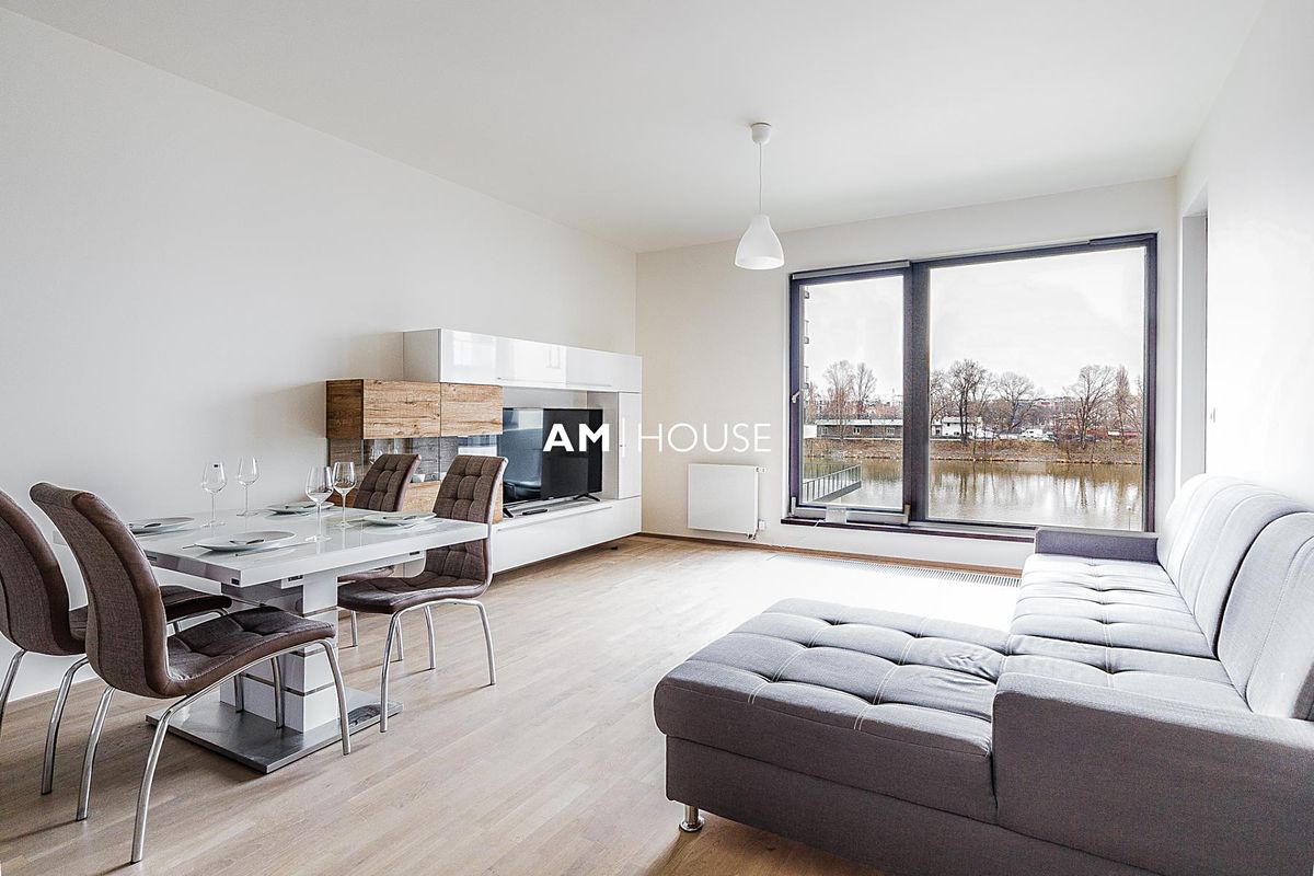 Pronájem bytu 2+kk 59 m²