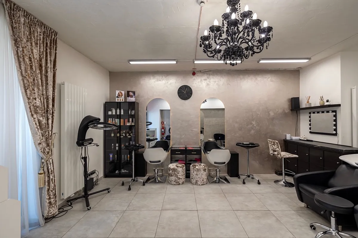 Pronájem obchodního prostoru 74 m²